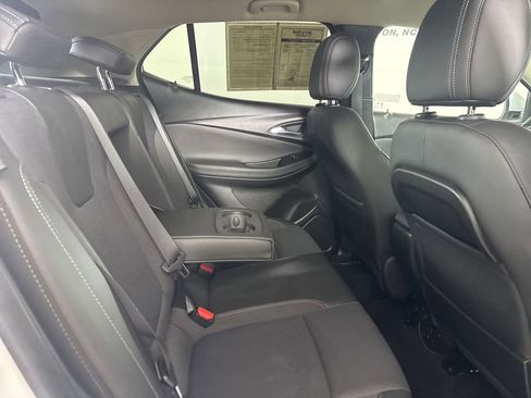 Used 2024 Buick Encore GX Preferred w/ Comfort Package FWD image 23
