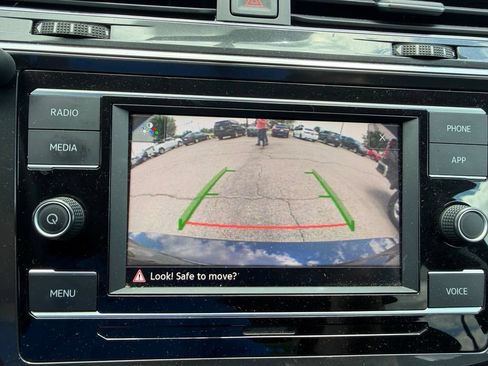 Used 2021 Volkswagen Tiguan S AWD/4WD image 11
