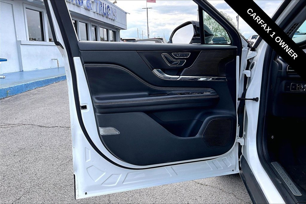 Used 2022 Lincoln Corsair FWD w/ Premium Package image 21