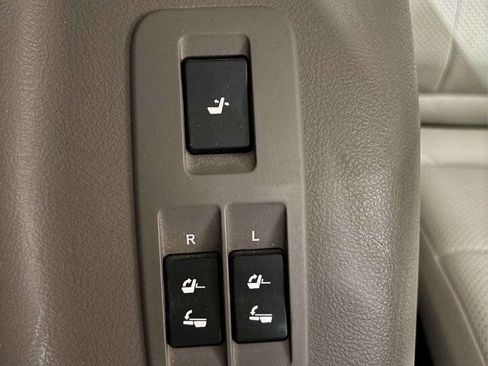 Used 2012 Lexus GX 460 Premium image 25