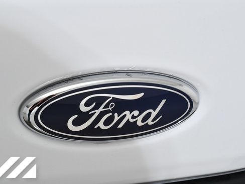 New 2024 Ford Transit 350 148 Low Roof image 21