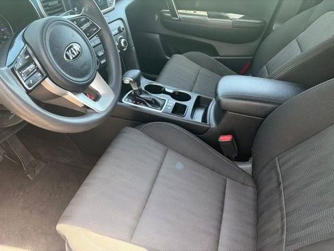 Used 2020 Kia Sportage LX FWD image 9
