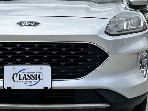 Used 2020 Ford Escape SEL FWD image 11