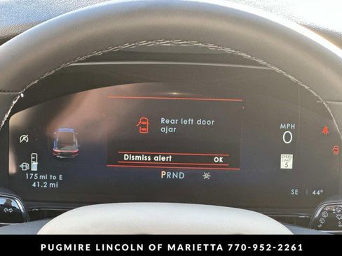 New 2026 Lincoln Corsair Premiere image 27