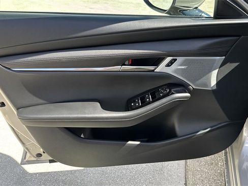 New 2026 MAZDA MAZDA3 2.5 S Hatchback w/ Premium Pkg image 39
