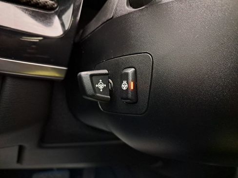 Used 2015 BMW X6 M Executive Package AWD image 10