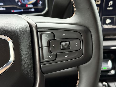 Used 2025 GMC Sierra 2500 AT4 w/ AT4 Premium Plus Package AWD/4WD image 16