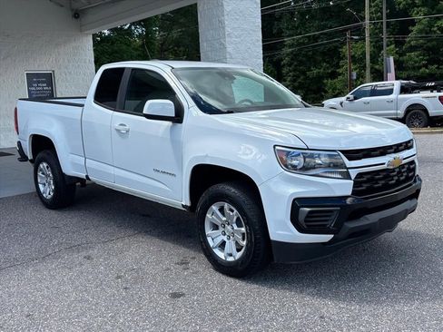 Used 2022 Chevrolet Colorado LT w/ Fleet Safety Package RWD image 21