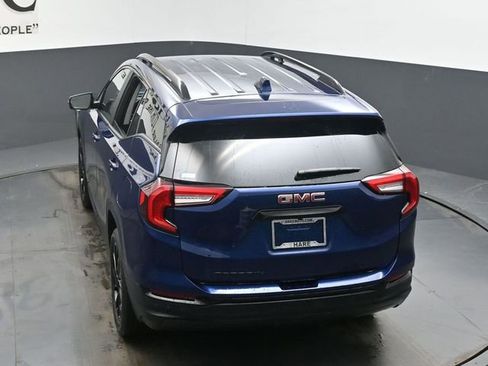 Used 2023 GMC Terrain SLE w/ Driver Convenience Package FWD image 57
