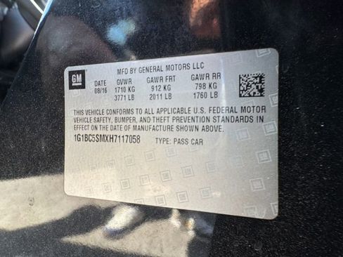 Used 2017 Chevrolet Cruze LS image 11