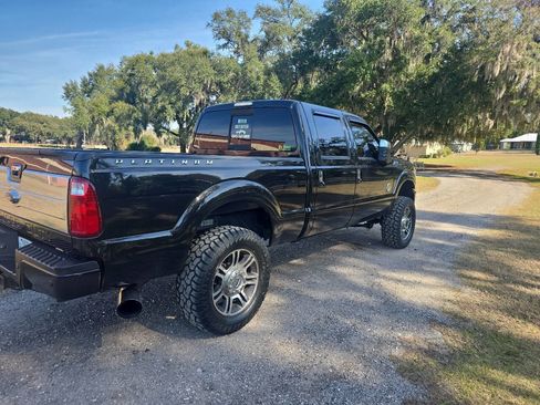 Used 2013 Ford F250 Platinum w/ FX4 Off Road Pkg image 4