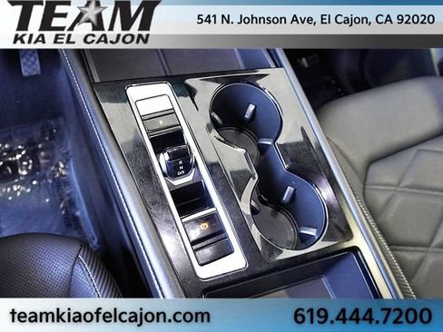Used 2024 Volkswagen Atlas Cross Sport SE FWD image 28
