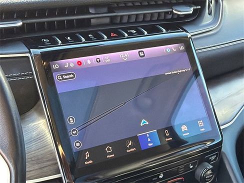 Used 2022 Jeep Grand Cherokee L Limited image 28