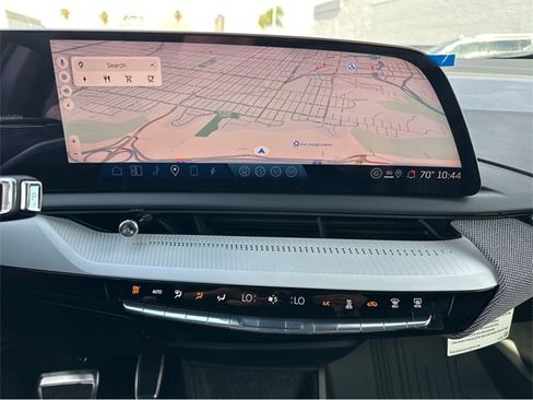 New 2026 Cadillac Optiq Luxury 2 image 20