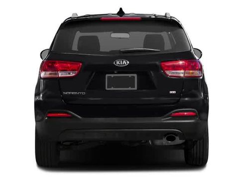 Used 2017 Kia Sorento FWD w/ LX Convenience Package image 7