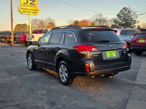 Used 2012 Subaru Outback 2.5i Premium image 4