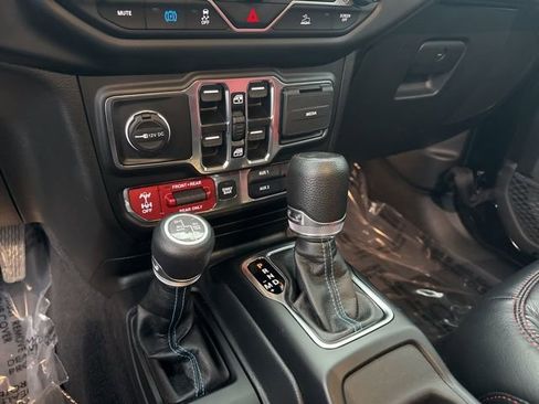 Used 2023 Jeep Wrangler Unlimited Rubicon 4xe w/ Cold Weather Group image 28