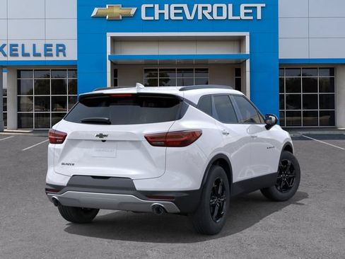 New 2026 Chevrolet Blazer LT w/ Convenience Package FWD image 4