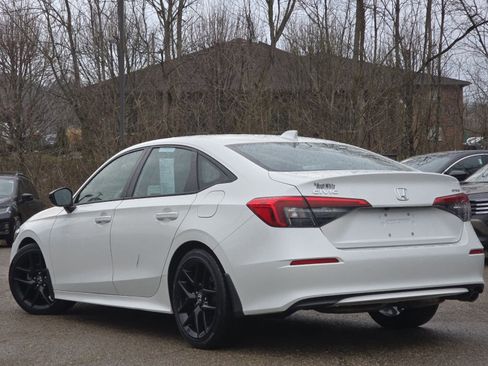 Used 2023 Honda Civic Sport image 11