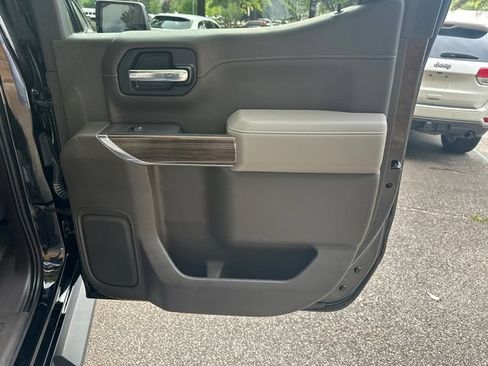 Used 2020 Chevrolet Silverado 1500 RST AWD/4WD image 18