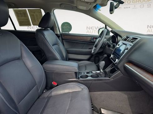 Used 2018 Subaru Outback 3.6R Limited AWD/4WD image 15