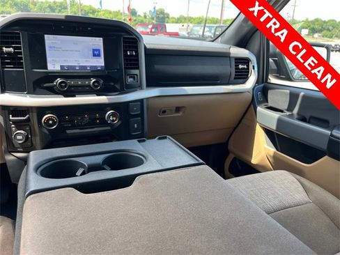 Used 2023 Ford F150 XLT image 3