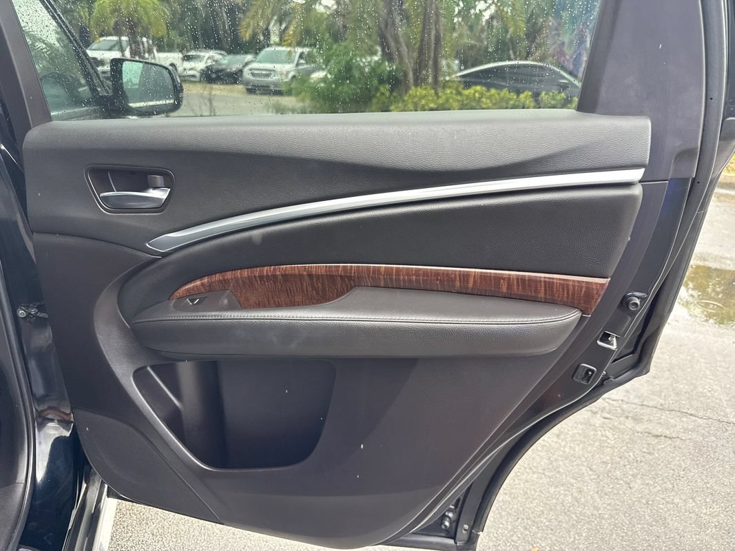 Used 2020 Acura MDX SH-AWD image 30