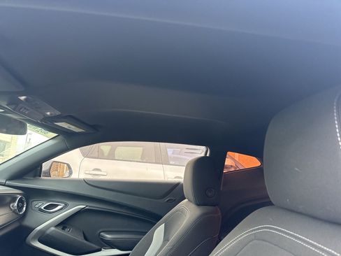 Used 2019 Chevrolet Camaro LT w/ RS Package image 10