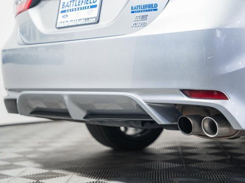 Used 2024 Toyota Camry SE image 8