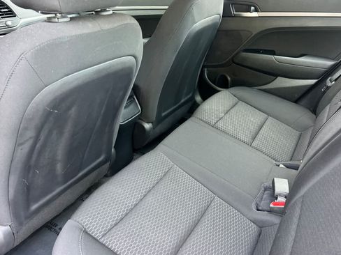 Used 2019 Hyundai Elantra Value Edition w/ Cargo Package FWD image 4