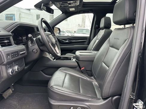Used 2024 GMC Yukon Denali image 15