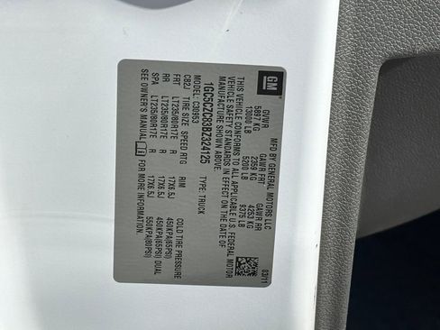 Used 2011 Chevrolet Silverado 3500 W/T image 27