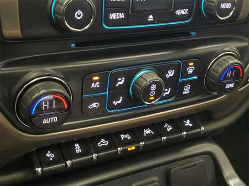 Used 2018 GMC Sierra 1500 Denali w/ Denali Ultimate Package image 23