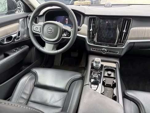 Used 2023 Volvo S90 B6 Ultimate w/ Lounge Package AWD/4WD image 28