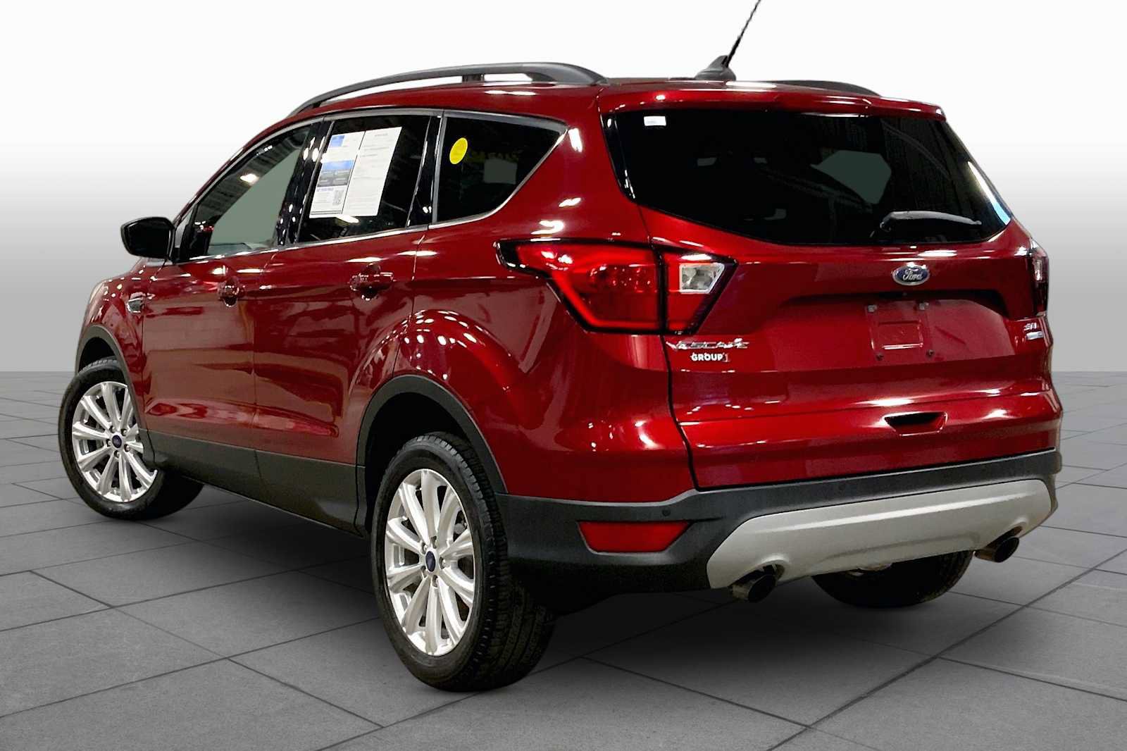 Used 2019 Ford Escape SEL AWD/4WD image 12