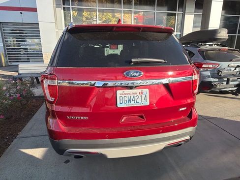 Used 2017 Ford Explorer Limited w/ Equipment Group 303A AWD/4WD image 5
