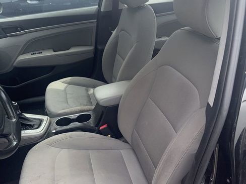 Used 2018 Hyundai Elantra Value Edition FWD image 5