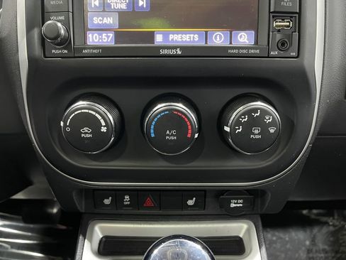 Used 2017 Jeep Compass High Altitude image 24