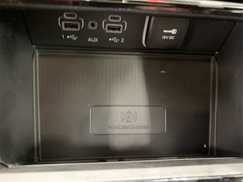 Used 2025 Jeep Grand Cherokee L Altitude image 36