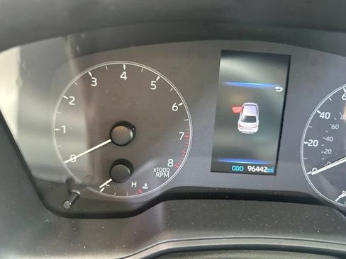 Used 2024 Toyota Corolla LE FWD image 2