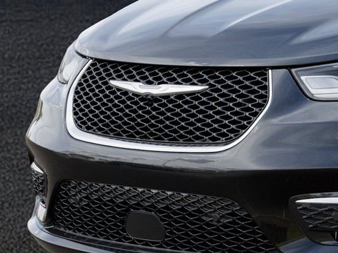 New 2026 Chrysler Pacifica Select FWD image 11