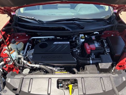 Used 2025 Nissan Rogue SV FWD image 23