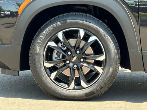Used 2023 Chevrolet TrailBlazer LT FWD image 35