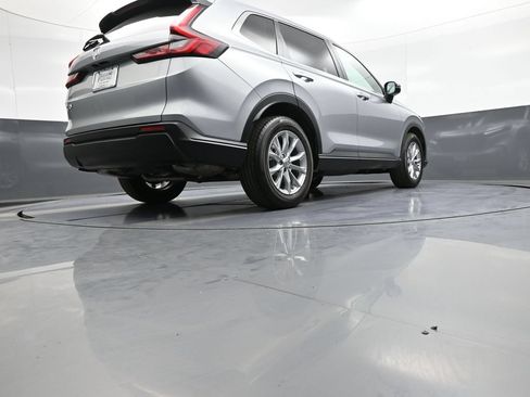 Certified 2025 Honda CR-V EX image 30