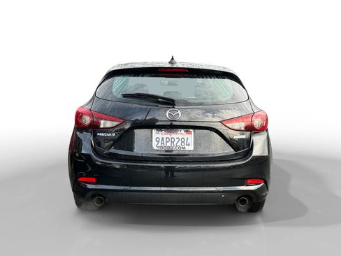 Used 2018 MAZDA MAZDA3 Grand Touring w/ Premium Equipment Package image 4