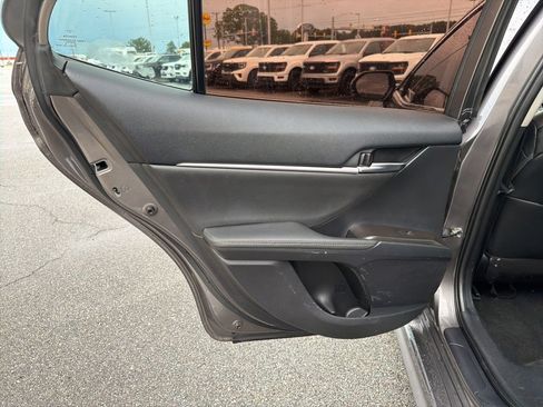 Used 2023 Toyota Camry XSE w/ Navigation Package FWD image 16
