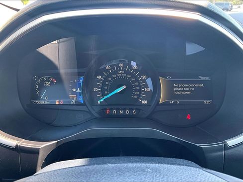 Used 2019 Ford Edge SEL w/ Equipment Group 201A FWD image 13