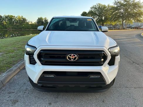 Certified 2025 Toyota Tacoma SR5 RWD image 8