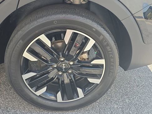 Used 2024 Kia Telluride SX Prestige w/ Towing Package AWD/4WD image 36