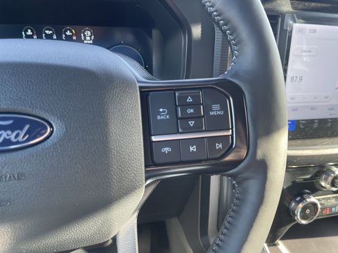 New 2025 Ford F150 Platinum w/ Equipment Group 702A High image 18